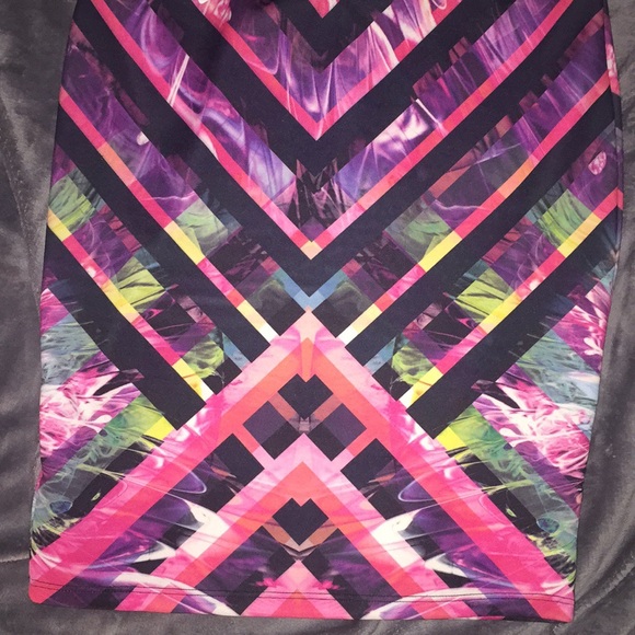 High Waisted Tribal Skirt - Picture 4 of 4